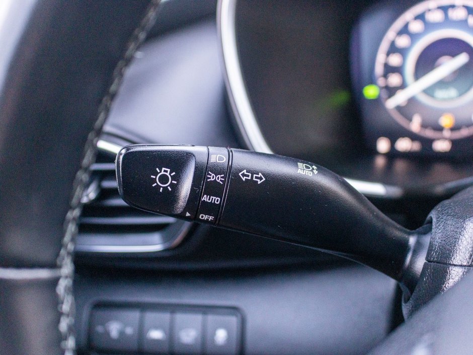 Hyundai Santa Fe Plug-In Hybrid LUXURY CUIR TOIT BAS KILO 2022 1 PROPRIO PAS DE RECLAMATION AU CARFAX