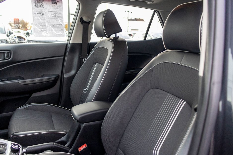 Hyundai Venue ULTIMATE RARE TOIT NAV 2022 PAS DE RECLAMATION AU CARFAX