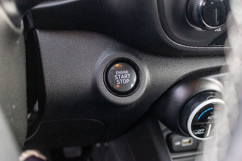 Hyundai Venue ULTIMATE RARE TOIT NAV 2022 PAS DE RECLAMATION AU CARFAX