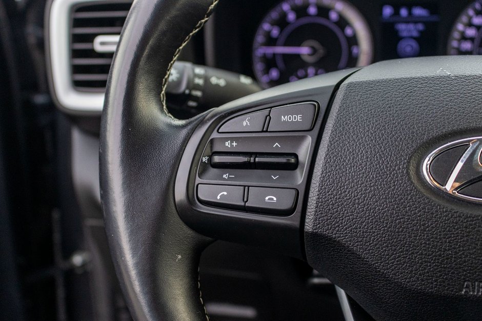 Hyundai Venue ULTIMATE RARE TOIT NAV 2022 PAS DE RECLAMATION AU CARFAX