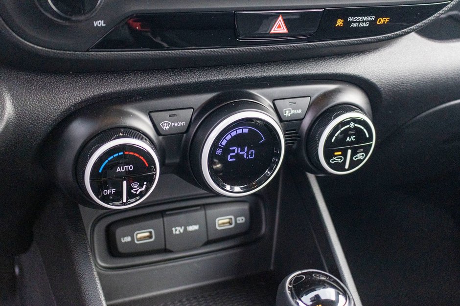 Hyundai Venue ULTIMATE RARE TOIT NAV 2022 PAS DE RECLAMATION AU CARFAX