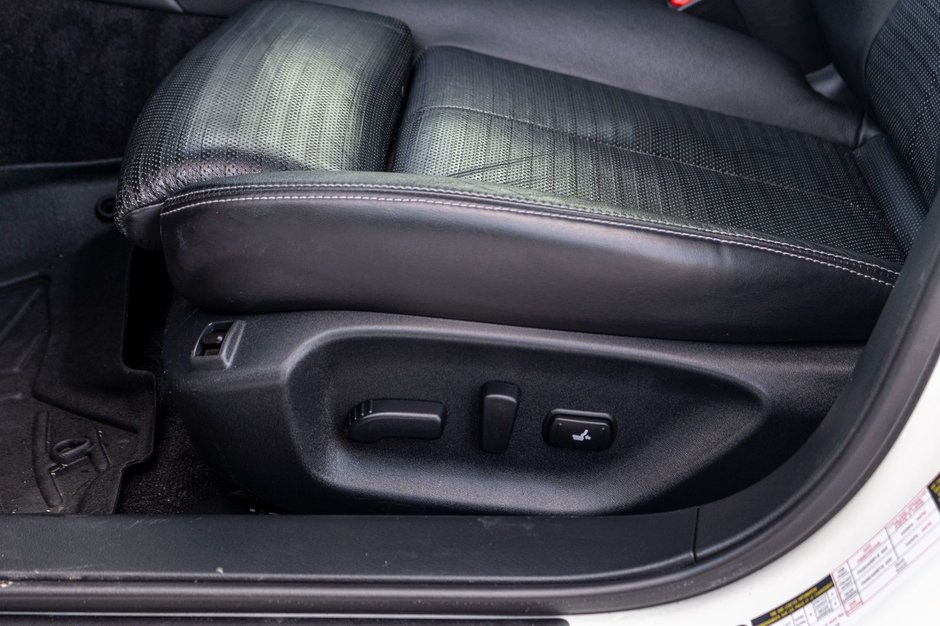 Infiniti Q50 S 3.0T AWD BLANC CUIR NOIR BAS KILO 2019