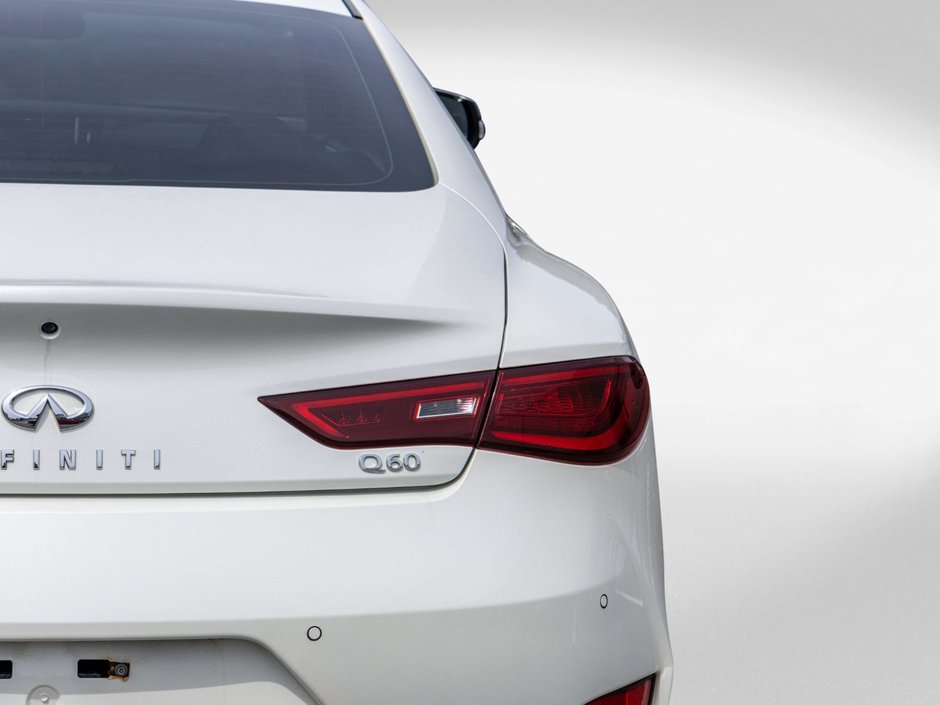 2017 Infiniti Q60 3.0t AWD BLANC CUIR TOIT NAV NO CARFAX CLAIM