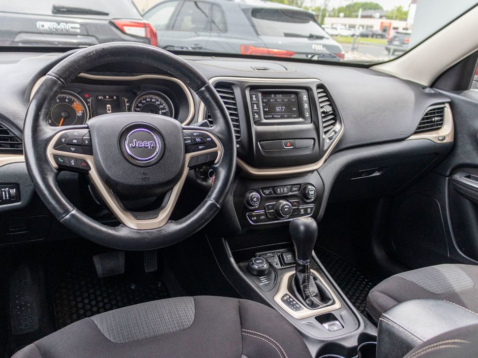 2016 Jeep Cherokee NORTH 4X4 AUTOM BAS KILO NO CARFAX CLAIM