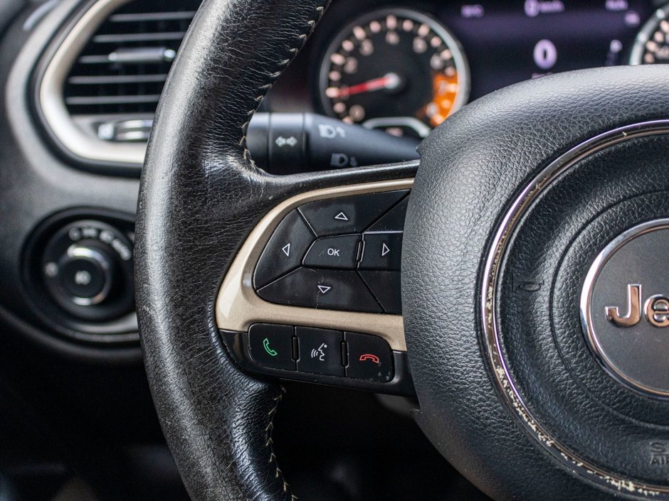 Jeep Renegade LIMITED AWD CUIR TOIT BLANC 2015