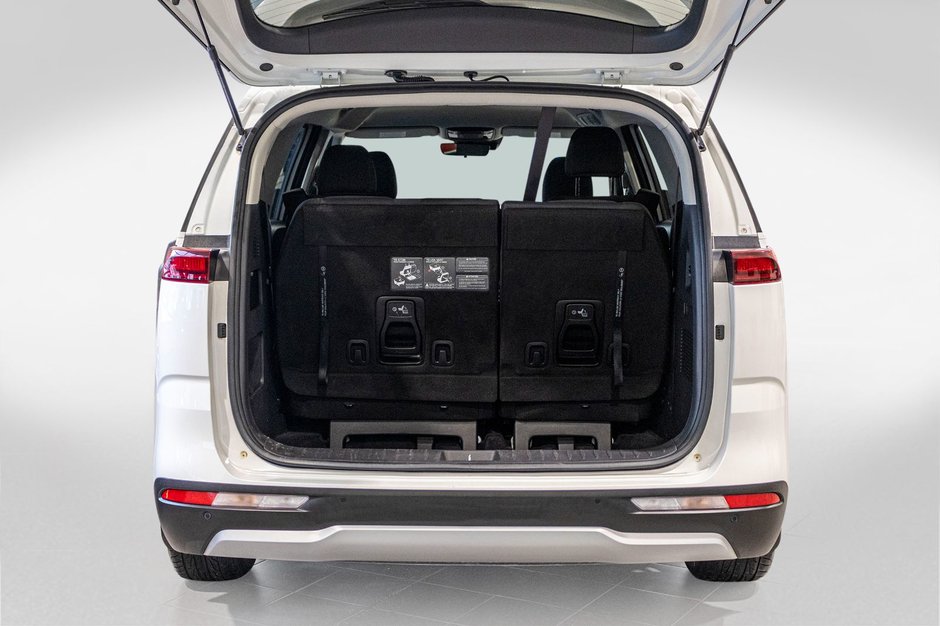 Kia Carnival LX BLANCHE BAS KILO 2022 1 PRORPIO PAS DE RECLAMATION AU CARFAX