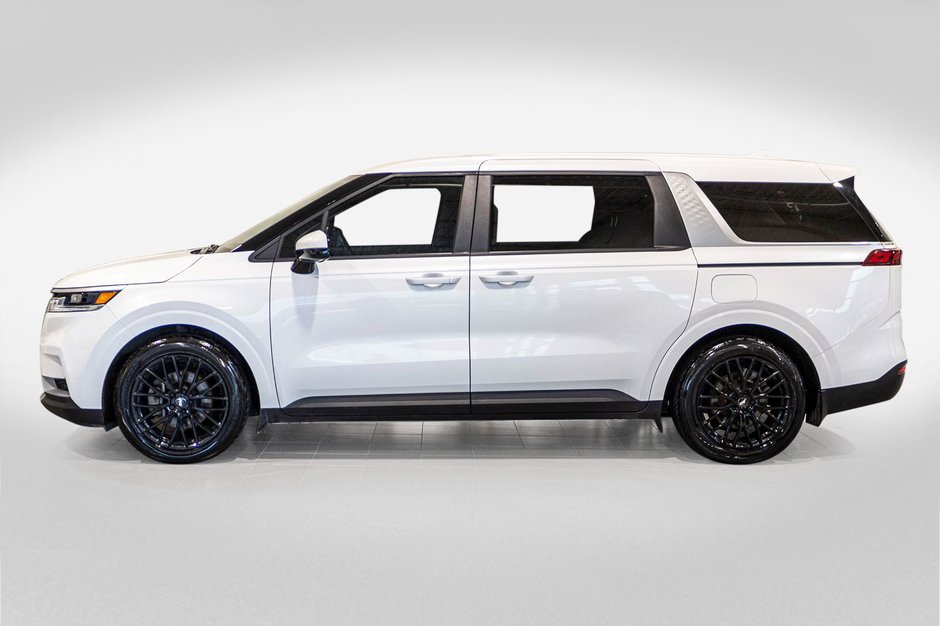 Kia Carnival LX BLANCHE BAS KILO 2022 1 PRORPIO PAS DE RECLAMATION AU CARFAX