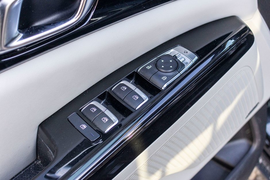 2022 Kia Carnival SX NOIR CUIR NOIR TOIT TOP OF THE LINE