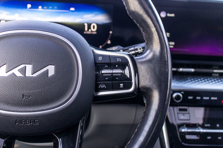 2022 Kia Carnival SX NOIR CUIR NOIR TOIT TOP OF THE LINE