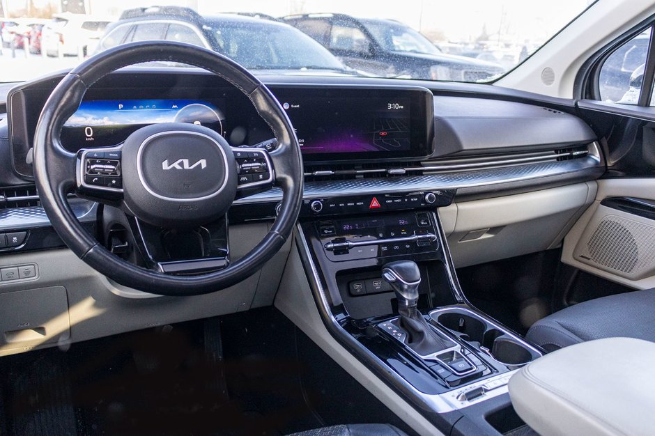 2022 Kia Carnival SX NOIR CUIR NOIR TOIT TOP OF THE LINE