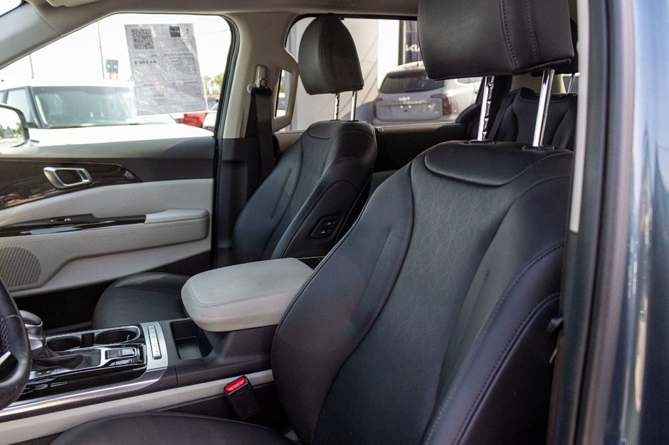 Kia Carnival EX PLUS CUIR NAVI 19369KM WOW 2023 PAS DE RECLAMATION AU CARFAX