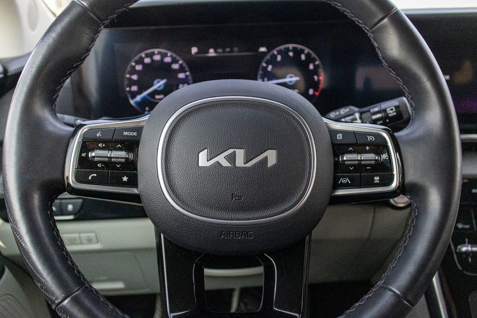 Kia Carnival EX PLUS CUIR NAVI 19369KM WOW 2023 PAS DE RECLAMATION AU CARFAX