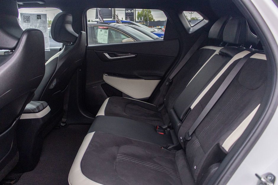 Kia EV6 GT-LINE 2 AWD BLANC TOIT 2024 PAS DE RECLAMATION AU CARFAX