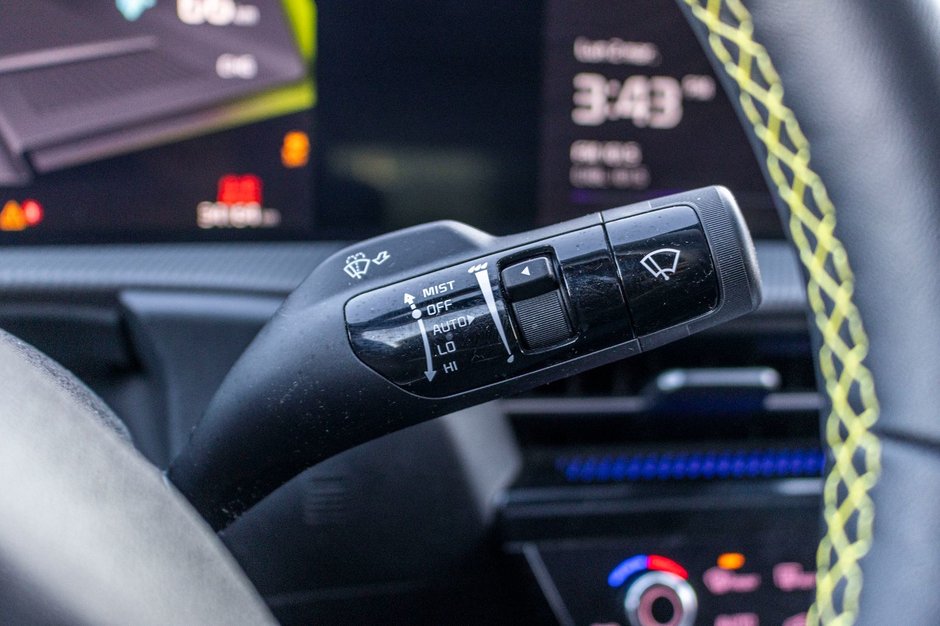 Kia EV6 GT AWD NOIR 34778KM 2024 PAS DE RECLAMATION AU CARFAX