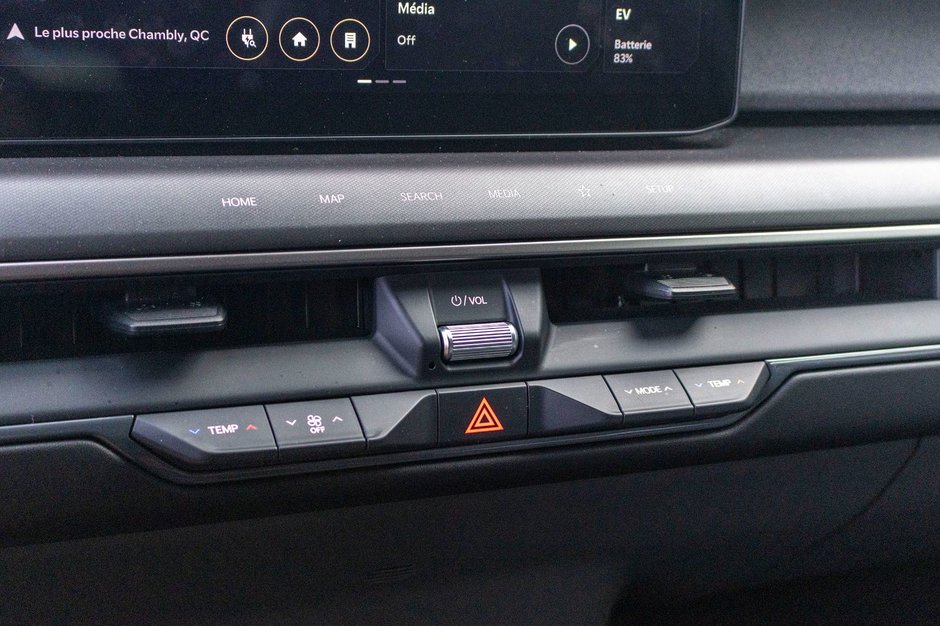 Kia EV9 WIND BLANC 26800KM 2025 1 PROPRIO PAS DE RECLAMTION AU CARFAX