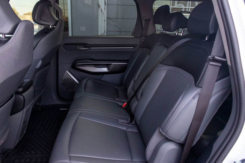 Kia EV9 WIND BLANC 26800KM 2025 1 PROPRIO PAS DE RECLAMTION AU CARFAX