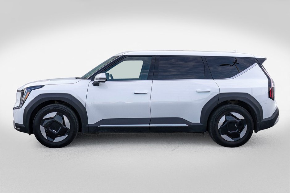 Kia EV9 WIND BLANC 26800KM 2025 1 PROPRIO PAS DE RECLAMTION AU CARFAX