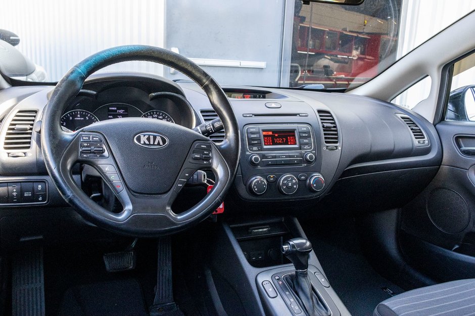 Kia Forte LX+ AUTOM A/C 2014 1 PROPRIO PAS DE RECLAMATON AU CARFAX