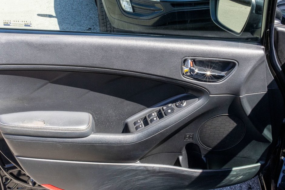 Kia Forte LX+ AUTOM A/C 2014 1 PROPRIO PAS DE RECLAMATON AU CARFAX