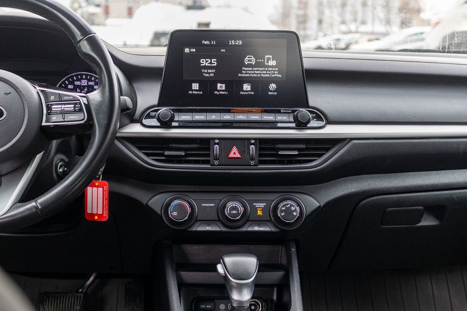 Kia Forte LX AUTOM A/C BAS KILO 2021 1 PROPRIO PAS DE RECLAMATION AU CARFAX