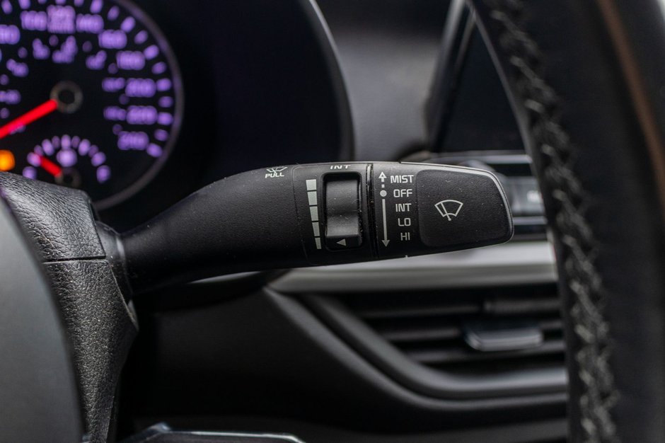 Kia Forte LX AUTOM A/C BAS KILO 2021 1 PROPRIO PAS DE RECLAMATION AU CARFAX