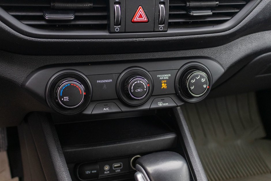 Kia Forte LX AUTOM A/C BAS KILO 2021 1 PROPRIO PAS DE RECLAMATION AU CARFAX