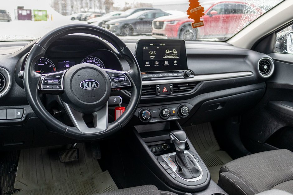 Kia Forte LX AUTOM A/C BAS KILO 2021 1 PROPRIO PAS DE RECLAMATION AU CARFAX