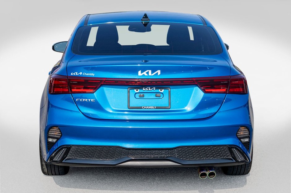 Kia Forte EX+TOIT AUTOM A/C BLEUE 2023 1 PROPRIO PAS DE RECLAMTION AU CARFAX