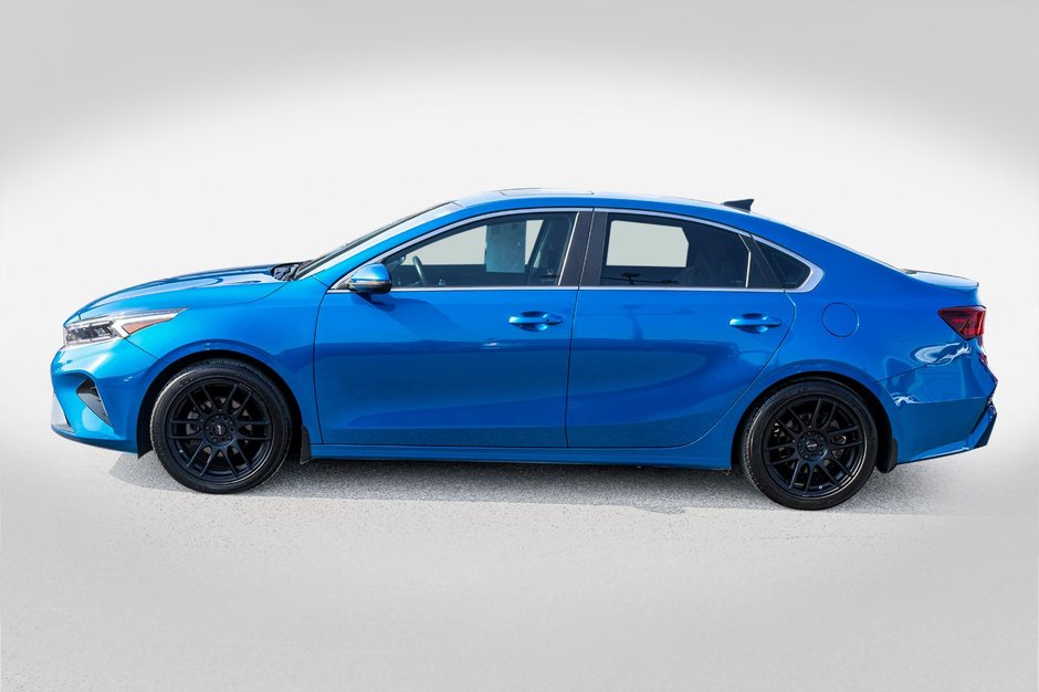 Kia Forte EX+TOIT AUTOM A/C BLEUE 2023 1 PROPRIO PAS DE RECLAMTION AU CARFAX