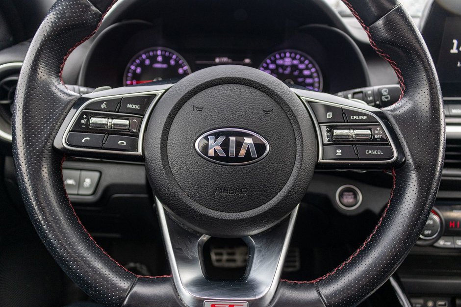 Kia Forte5 GT 1.6T LIMITED CUIR TOIT 2021 1 PROPRIO PAS DE RECLAMATION AU CARFAX