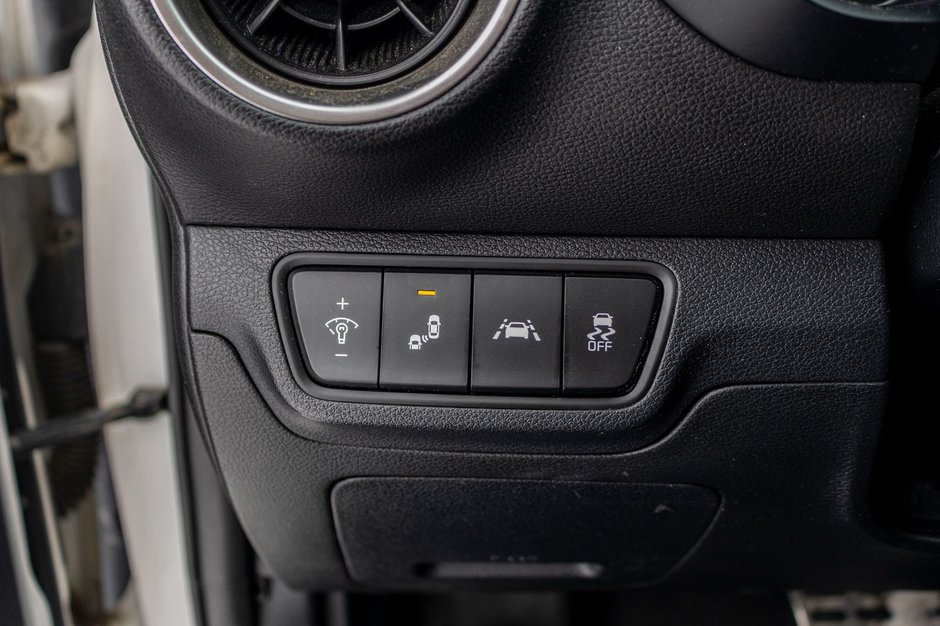 Kia Forte5 GT 1.6T LIMITED CUIR TOIT 2021 1 PROPRIO PAS DE RECLAMATION AU CARFAX