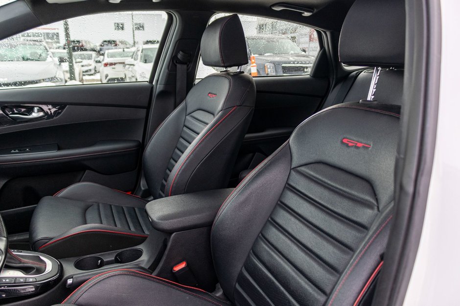 Kia Forte5 GT 1.6T LIMITED CUIR TOIT 2021 1 PROPRIO PAS DE RECLAMATION AU CARFAX