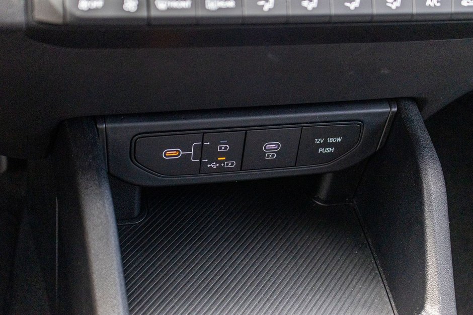 Kia K4 LX AUTOM 14068KM 2025 1 PROPRIO PAS DE RECLAMATION AU CARFAX