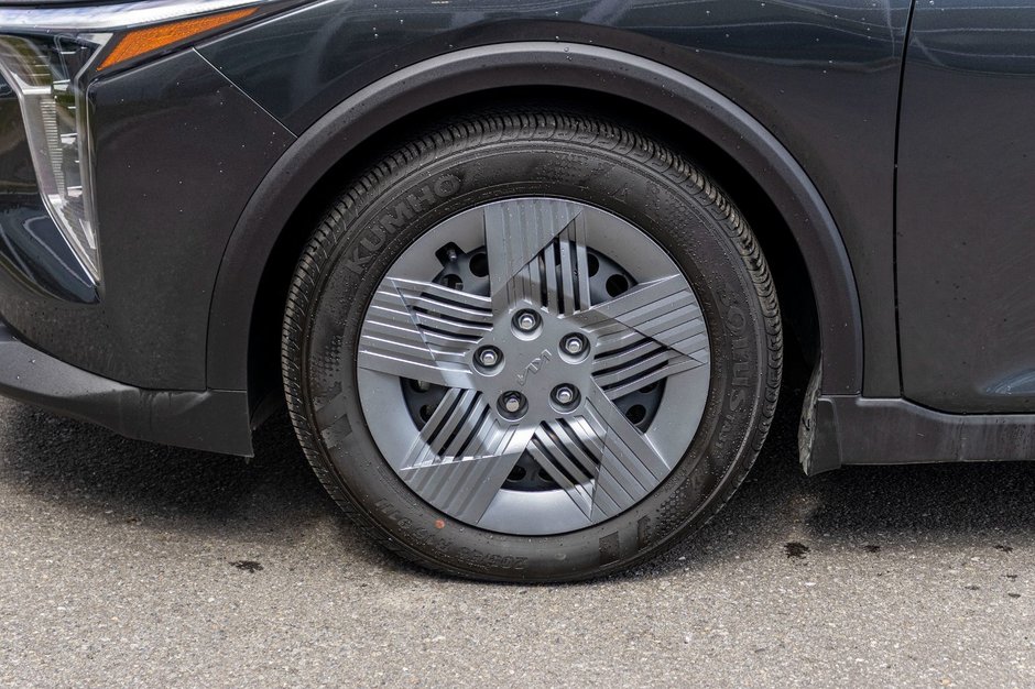 Kia K4 LX AUTOM 14068KM 2025 1 PROPRIO PAS DE RECLAMATION AU CARFAX