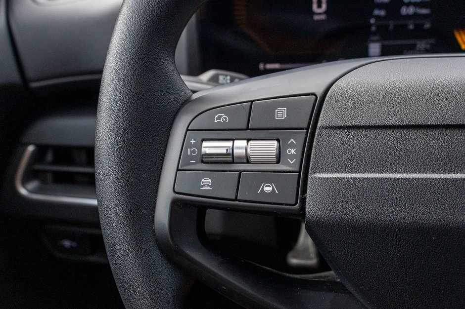 Kia K4 LX AUTOM 14068KM 2025 1 PROPRIO PAS DE RECLAMATION AU CARFAX