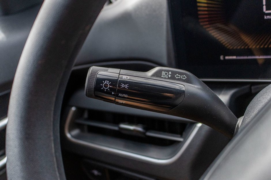 Kia K4 LX AUTOM 14068KM 2025 1 PROPRIO PAS DE RECLAMATION AU CARFAX