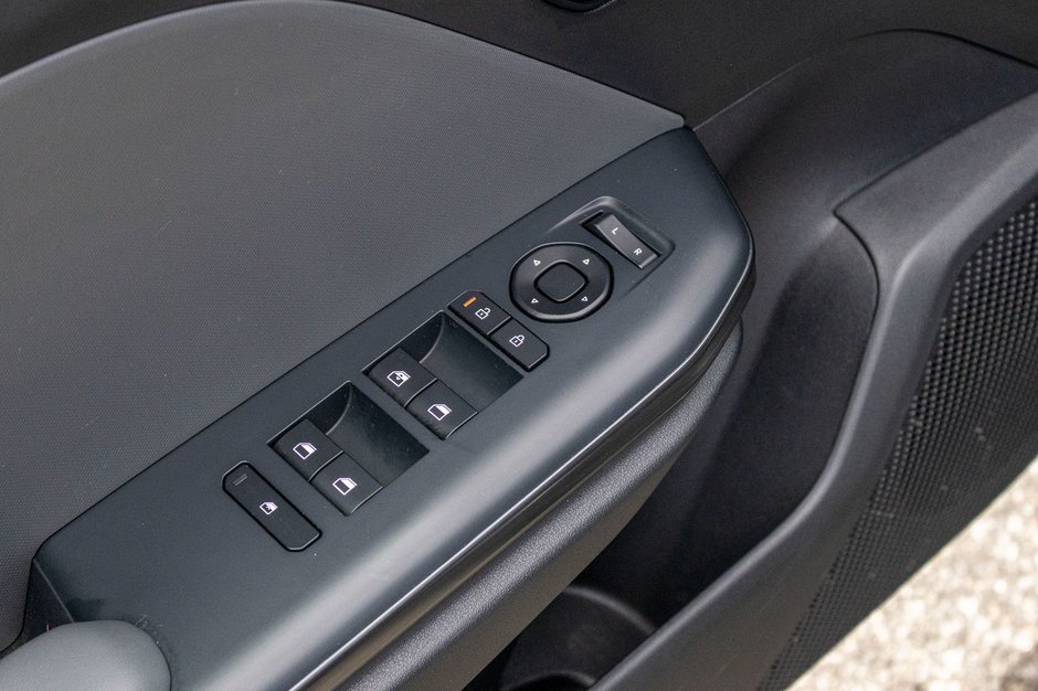 Kia K4 LX AUTOM 14068KM 2025 1 PROPRIO PAS DE RECLAMATION AU CARFAX