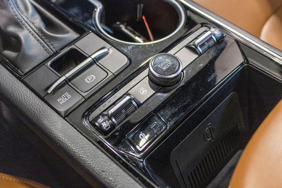 Kia K5 GT GRIS MAT CUIR ORANGE WOW 2023 1 PROPRIO