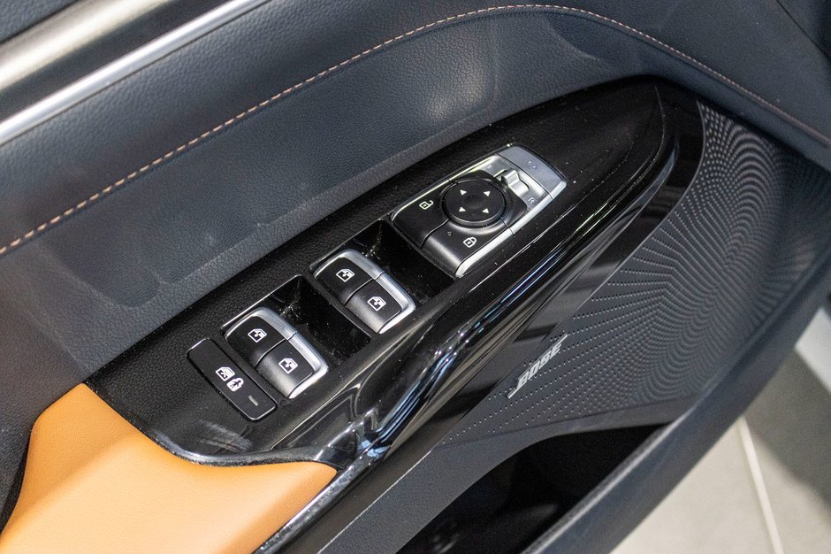 Kia K5 GT GRIS MAT CUIR ORANGE WOW 2023 1 PROPRIO