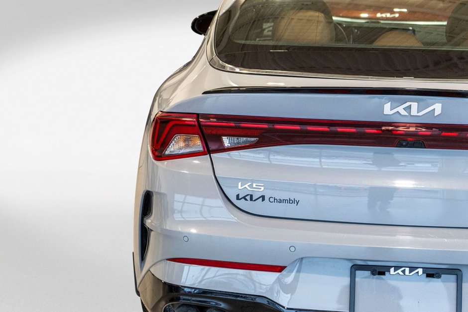 Kia K5 GT GRIS MAT CUIR ORANGE WOW 2023 1 PROPRIO