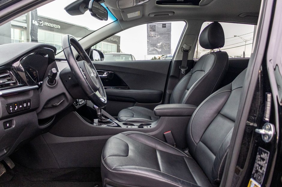 Kia Niro SX TOURING NOIR 26242KM 2022 1 PROPRIO PAS DE RECLAMATION AU CARFAX