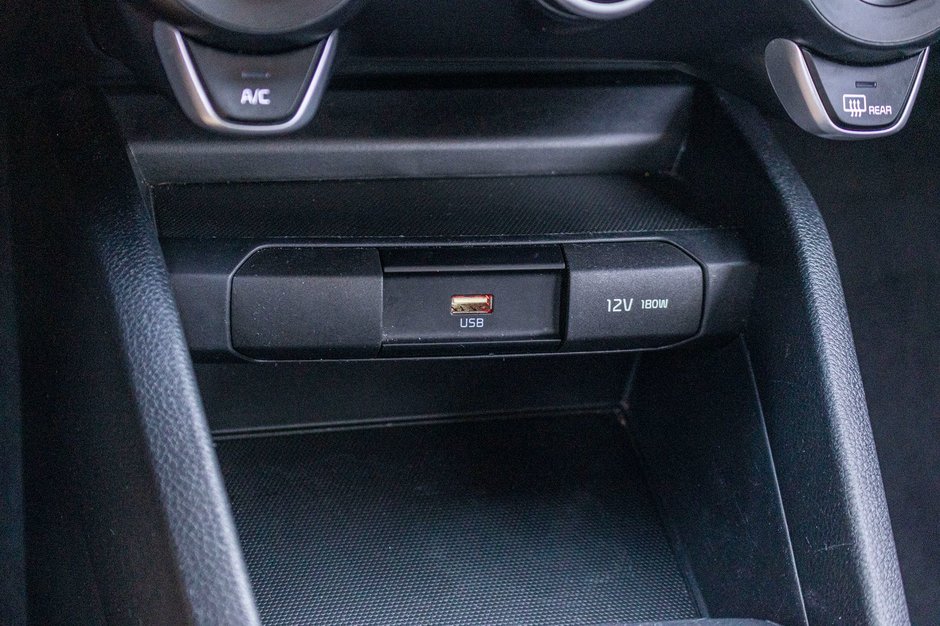 Kia Rio 5-door LX AUTOM A/C CAMERA 2022 PAS DE RECLAMATION AU CARFAX