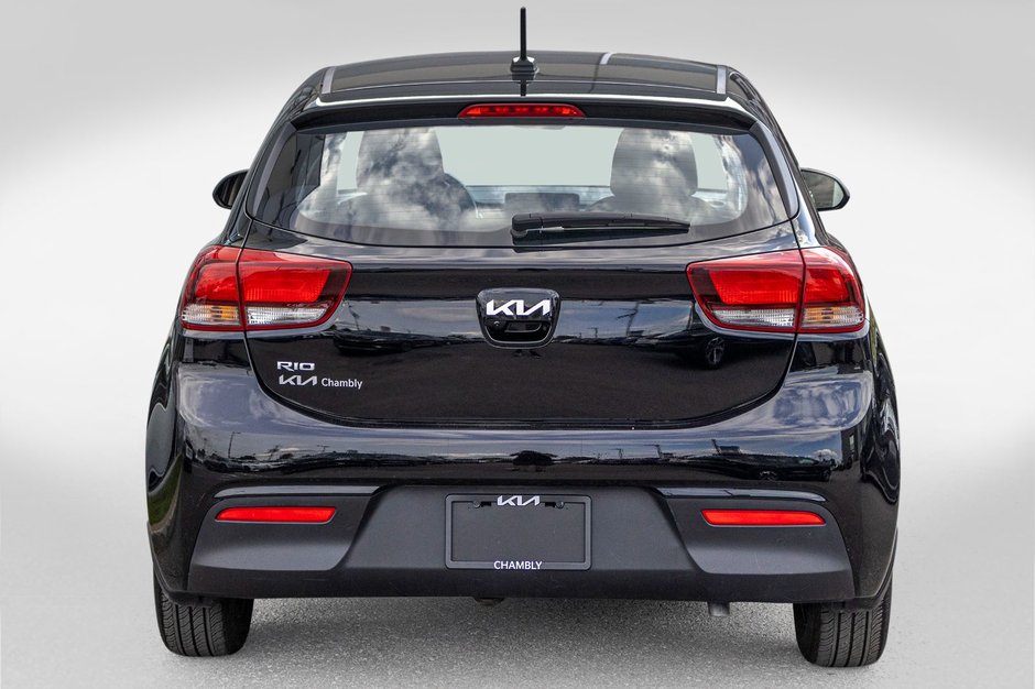Kia Rio 5-door LX+ AUTOM A/C CAMERA SIEGES CHAUFFANTS 2023 1 PROPRIO PAS DE RECLAMTION AU CARFAX