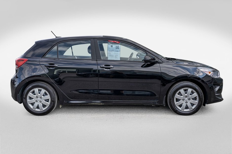 Kia Rio 5-door LX+ AUTOM A/C CAMERA SIEGES CHAUFFANTS 2023 1 PROPRIO PAS DE RECLAMTION AU CARFAX