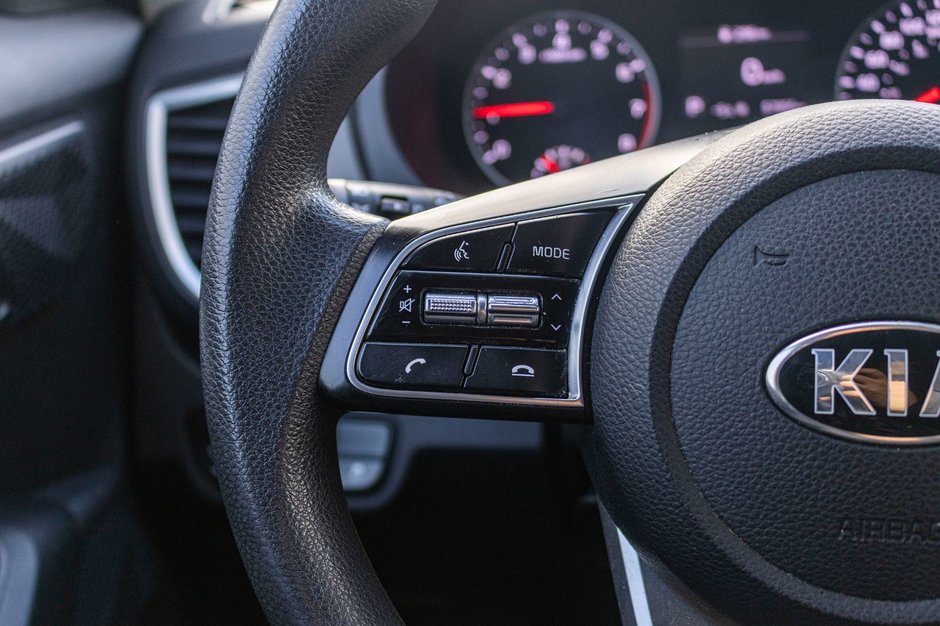 Kia Seltos LX AUTOM GRIS BAS KILO 57865KM 2021 1 PROPRIO PAS DE RECLAMATION AU CARFAX