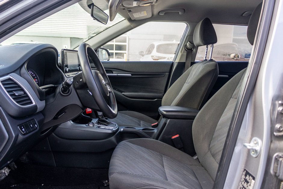 Kia Seltos LX AUTOM GRIS BAS KILO 57865KM 2021 1 PROPRIO PAS DE RECLAMATION AU CARFAX