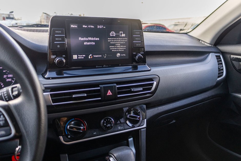 Kia Seltos LX AUTOM GRIS BAS KILO 57865KM 2021 1 PROPRIO PAS DE RECLAMATION AU CARFAX