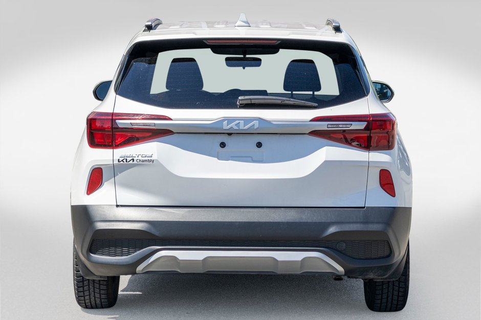 2022 Kia Seltos LX BLANC TRES BAS KILO 1 OWNER