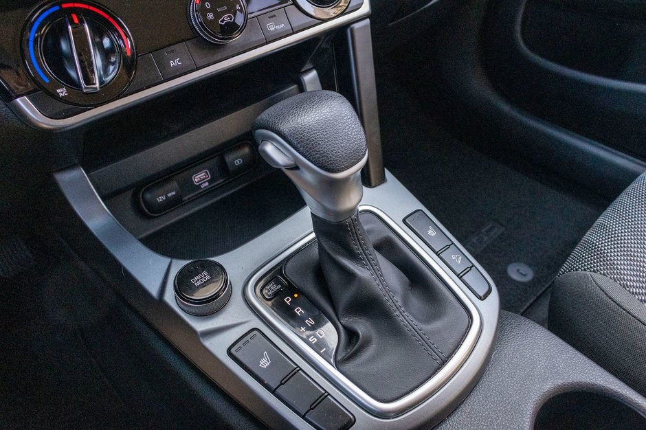 2022 Kia Seltos LX BLANC TRES BAS KILO 1 OWNER