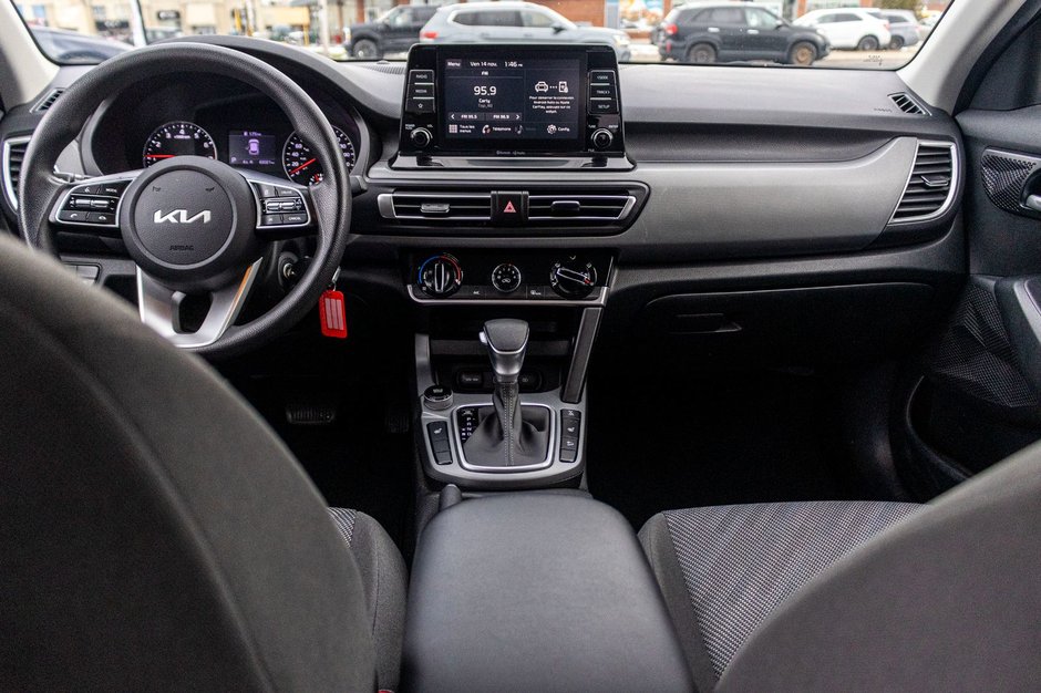 Kia Seltos LX AWD BLEUE 63020KM 2022 1 PROPRIO PAS DE RECLAMATION AU CARFAX